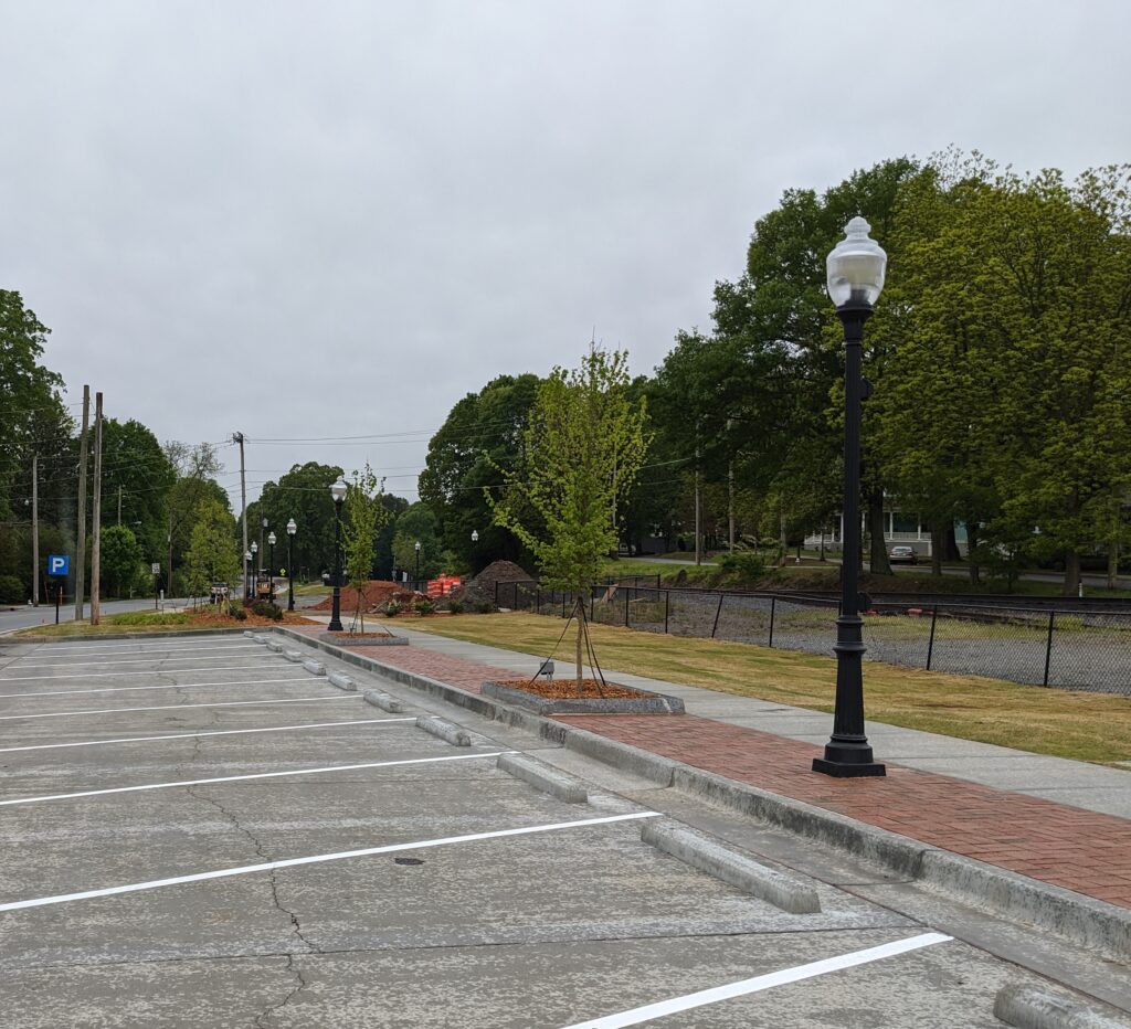 Norcross_S P'tree St Sidewalks